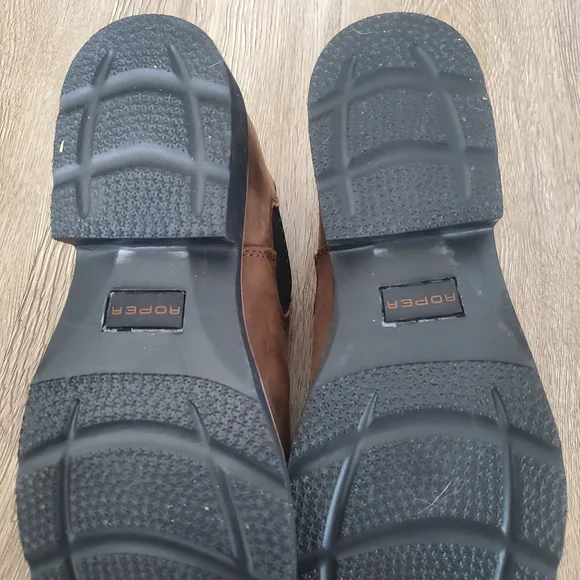 Woman's Rompers - Picture 3 of 4